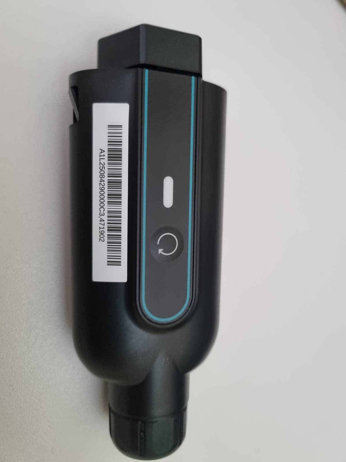 To be able to connect wirelessly you need version 2 of the dongle (see example below). For the older version of the dongle, you need to connect the inverter to the network via a network cable.